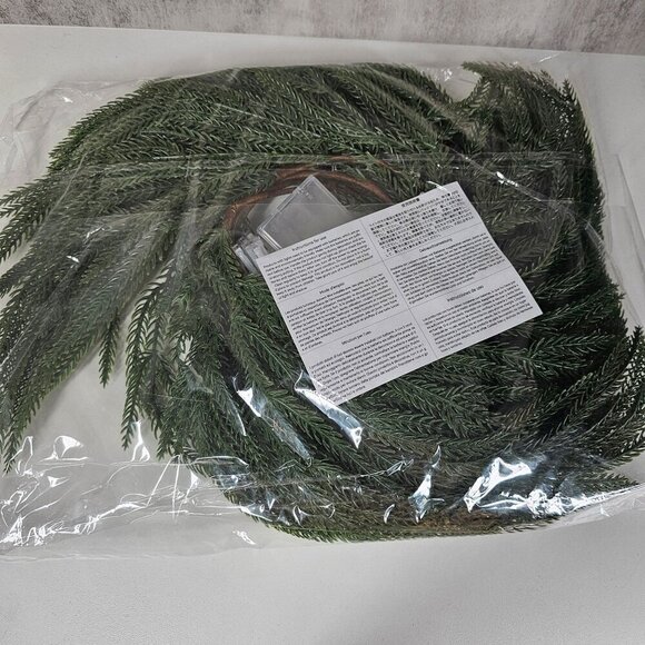 Artificial Greenery Garland With Battery-Powered LED Lights For Indoor Décor 6FT - Picture 3 of 6